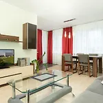 Apartments Poznan Brzask By Renters