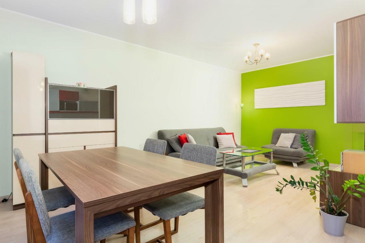 Brzask By Renters Apartment Posen